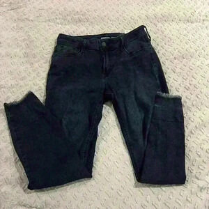 Old Navy Rockstar Super Skinny Ankle with Frayed Hem Size 6P